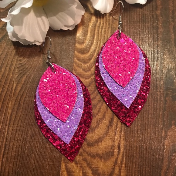 Faux Leather Earrings Valentine Pink Glitter 2.5” - Picture 1 of 4